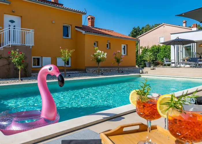 Villa Noa's Pool House, A Modern And Luxurious Near The Sea Santalezi