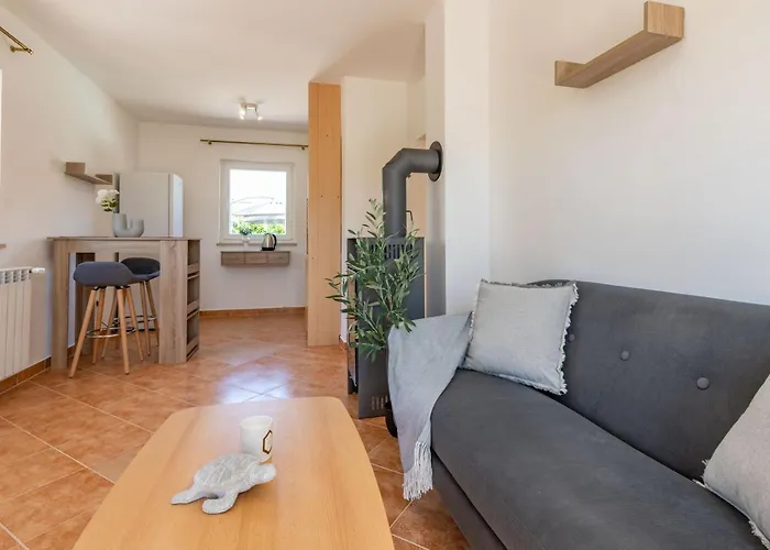 Villa Noa's Pool House, A Modern And Luxurious Near The Sea Santalezi